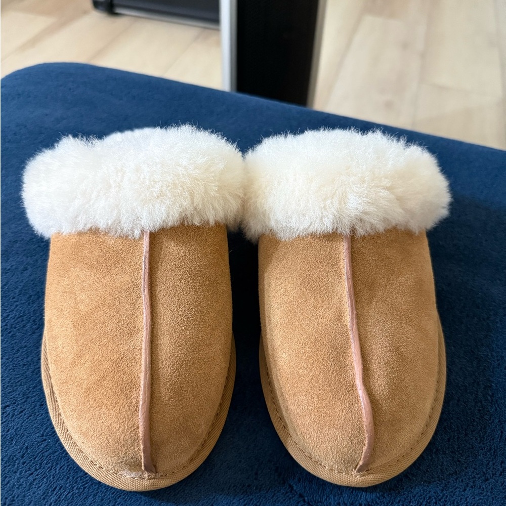 UGG Scuffette II Regenerate Size 8